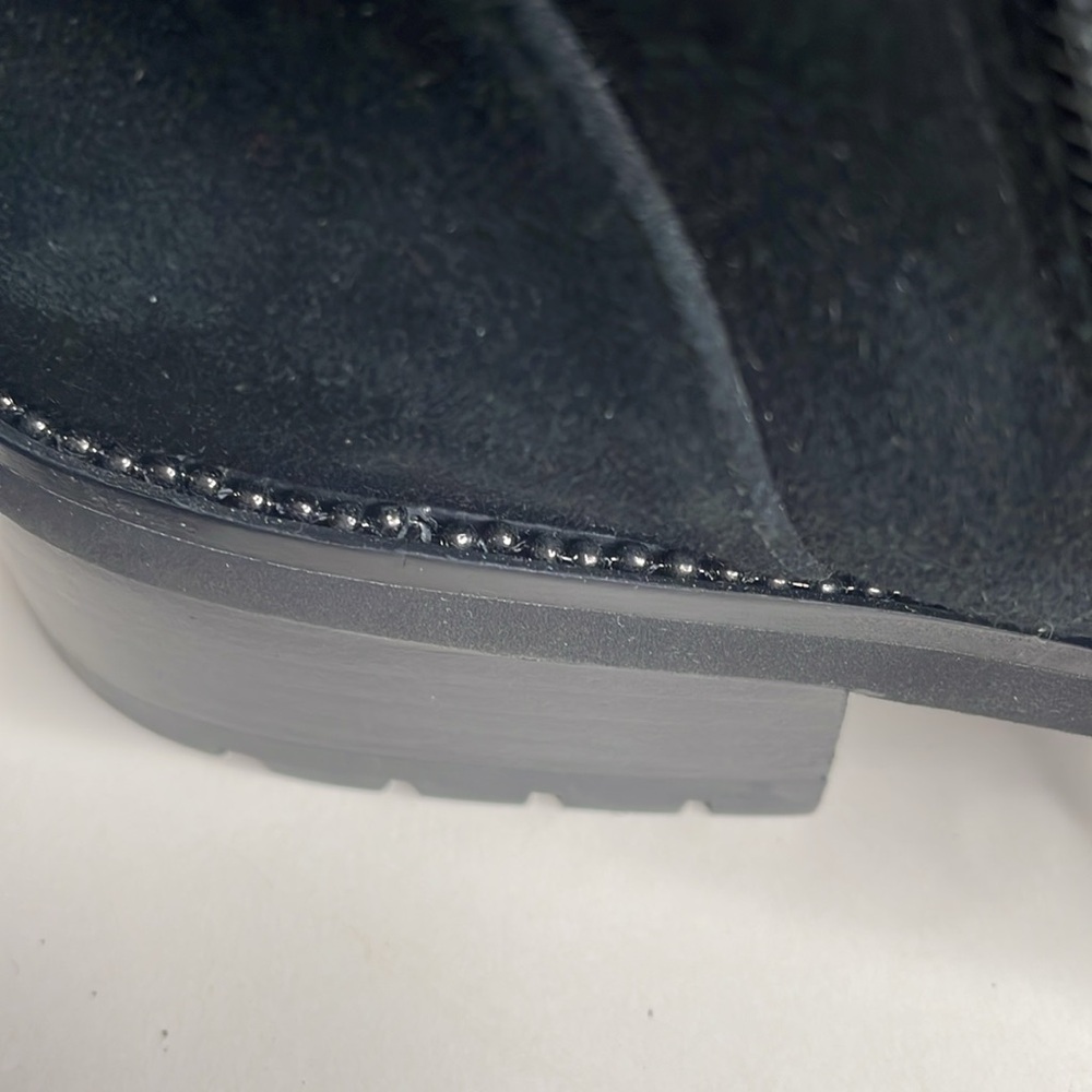 Vaneli M black suede leather kiltie ankle boot with silver toned studs, size 8N - Picture 11 of 11